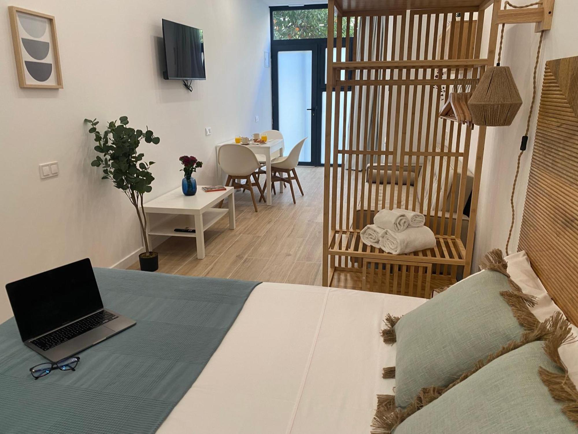 Апартаменты Travel Habitat Cabanyal Lofts Валенсия Экстерьер фото