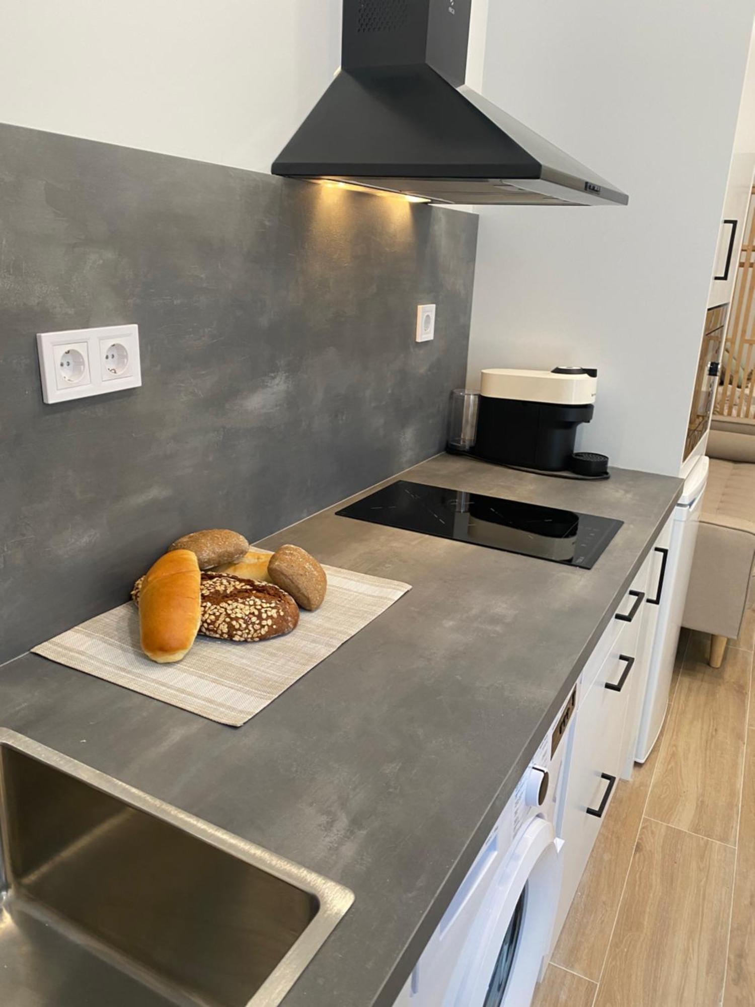 Апартаменты Travel Habitat Cabanyal Lofts Валенсия Экстерьер фото