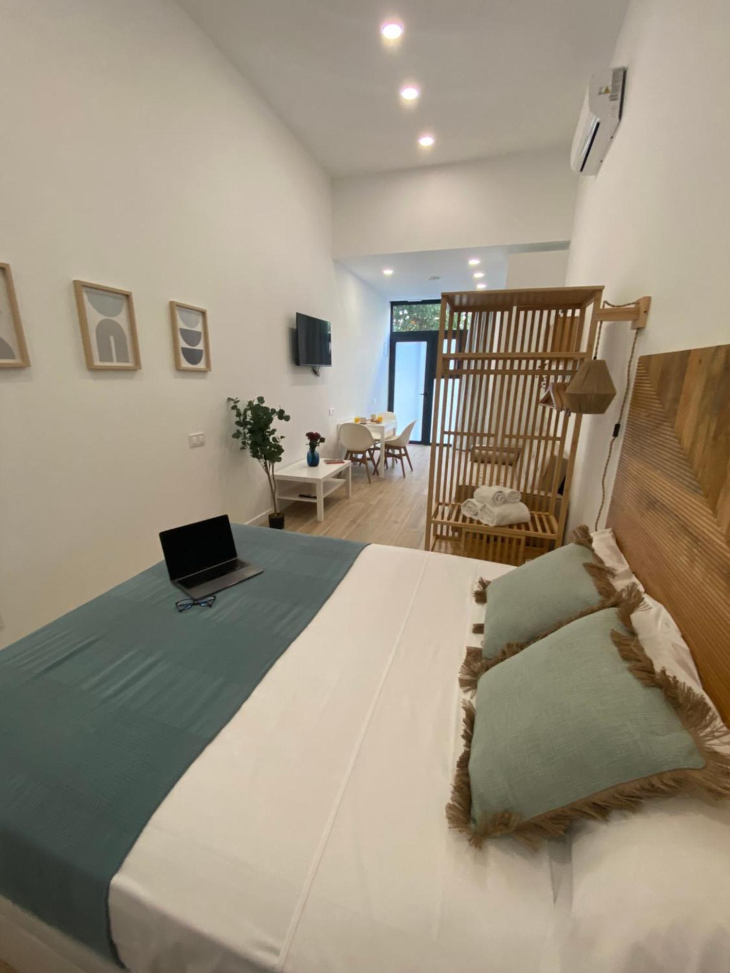 Апартаменты Travel Habitat Cabanyal Lofts Валенсия Экстерьер фото