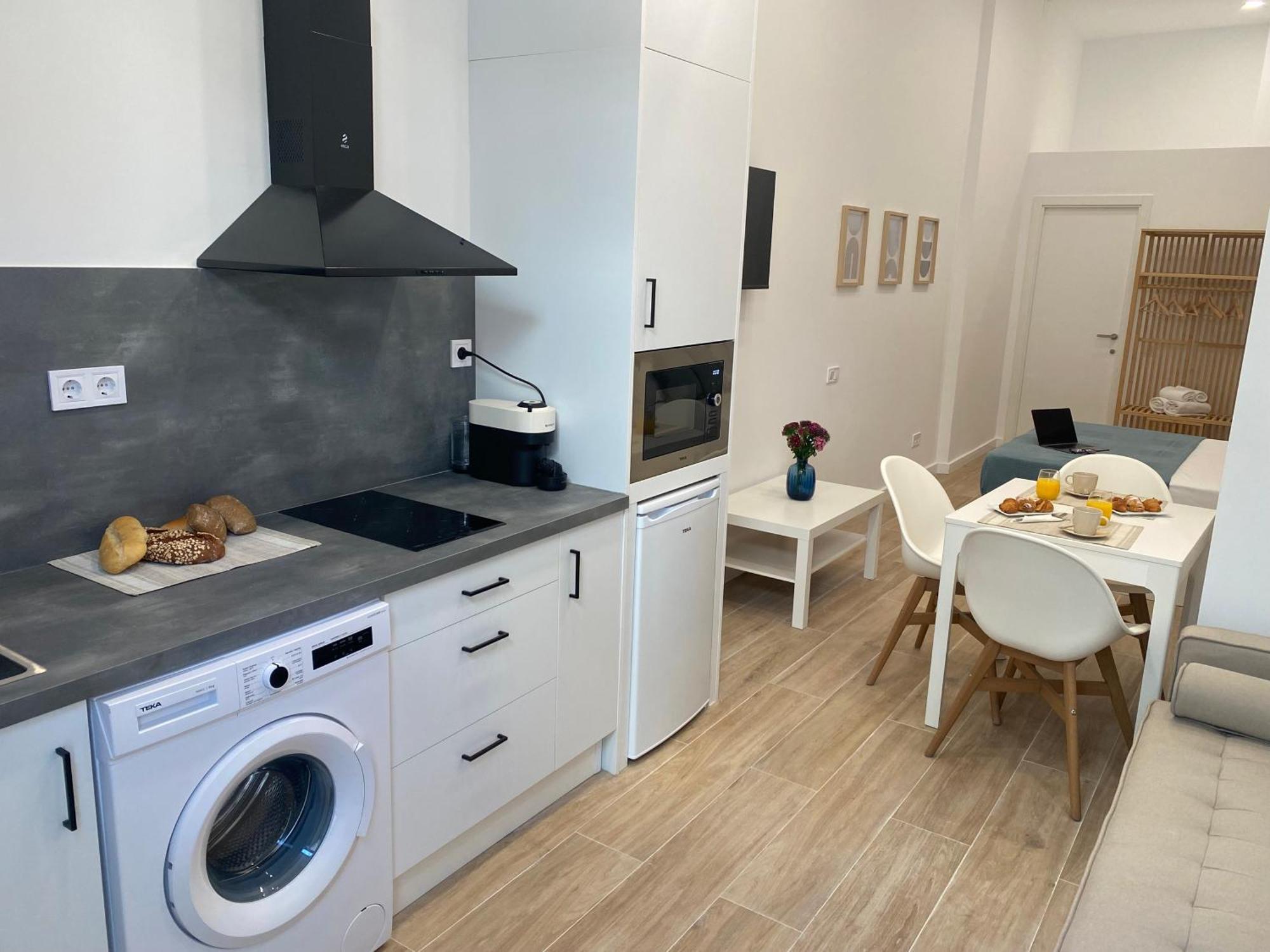 Апартаменты Travel Habitat Cabanyal Lofts Валенсия Экстерьер фото