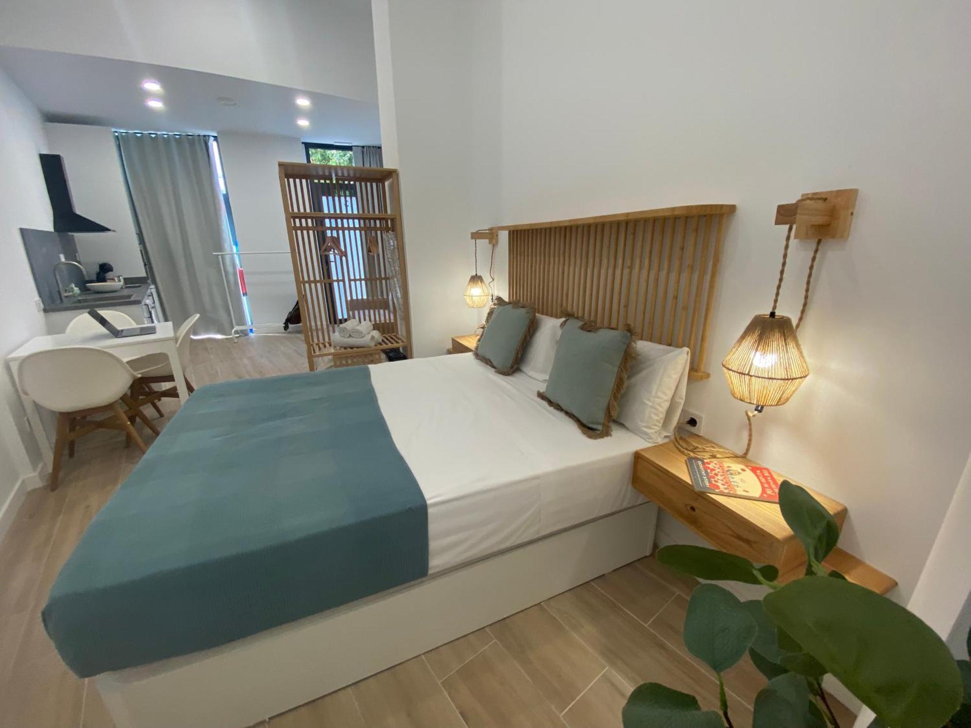 Апартаменты Travel Habitat Cabanyal Lofts Валенсия Экстерьер фото