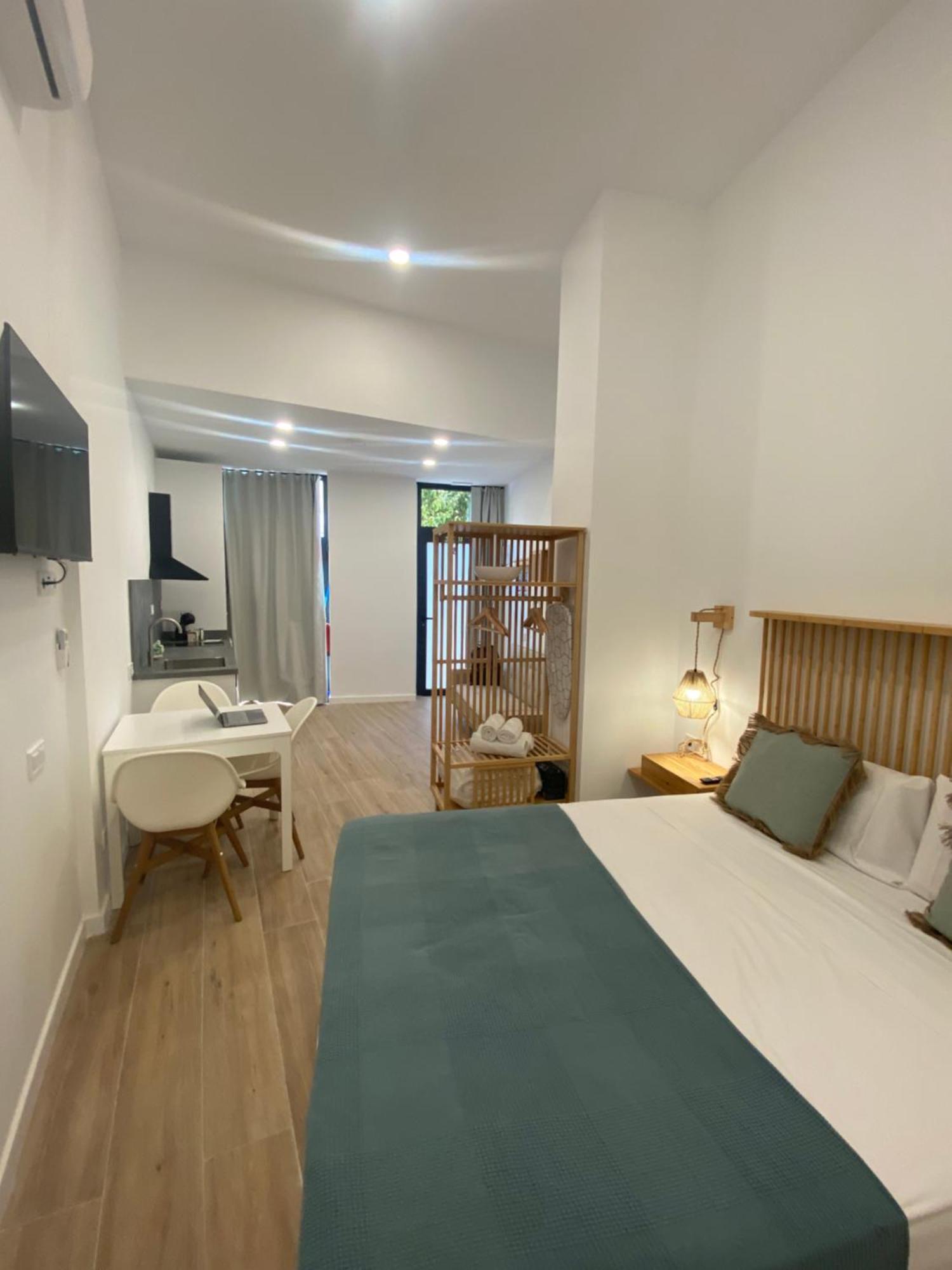Апартаменты Travel Habitat Cabanyal Lofts Валенсия Экстерьер фото